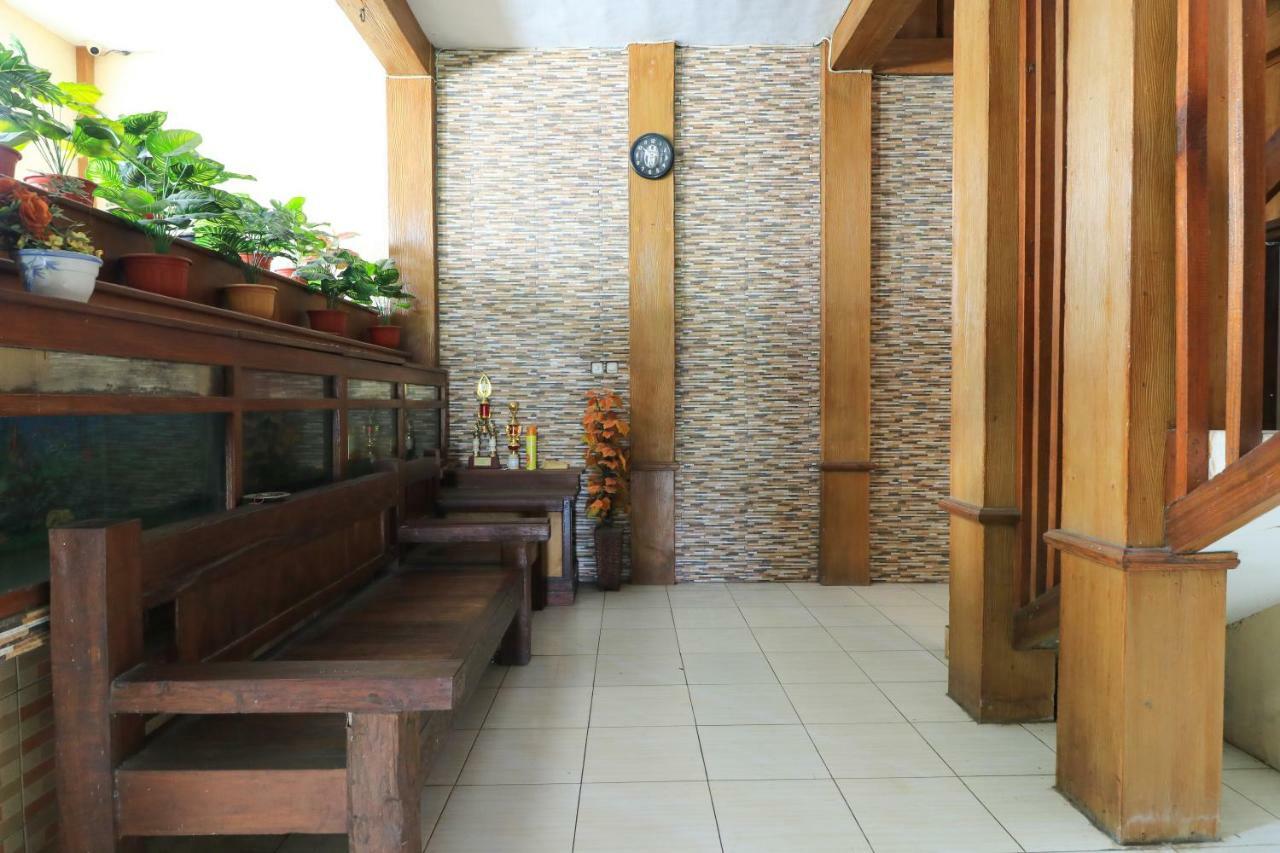 Hotel Erysa Juanda Sedati Exterior foto